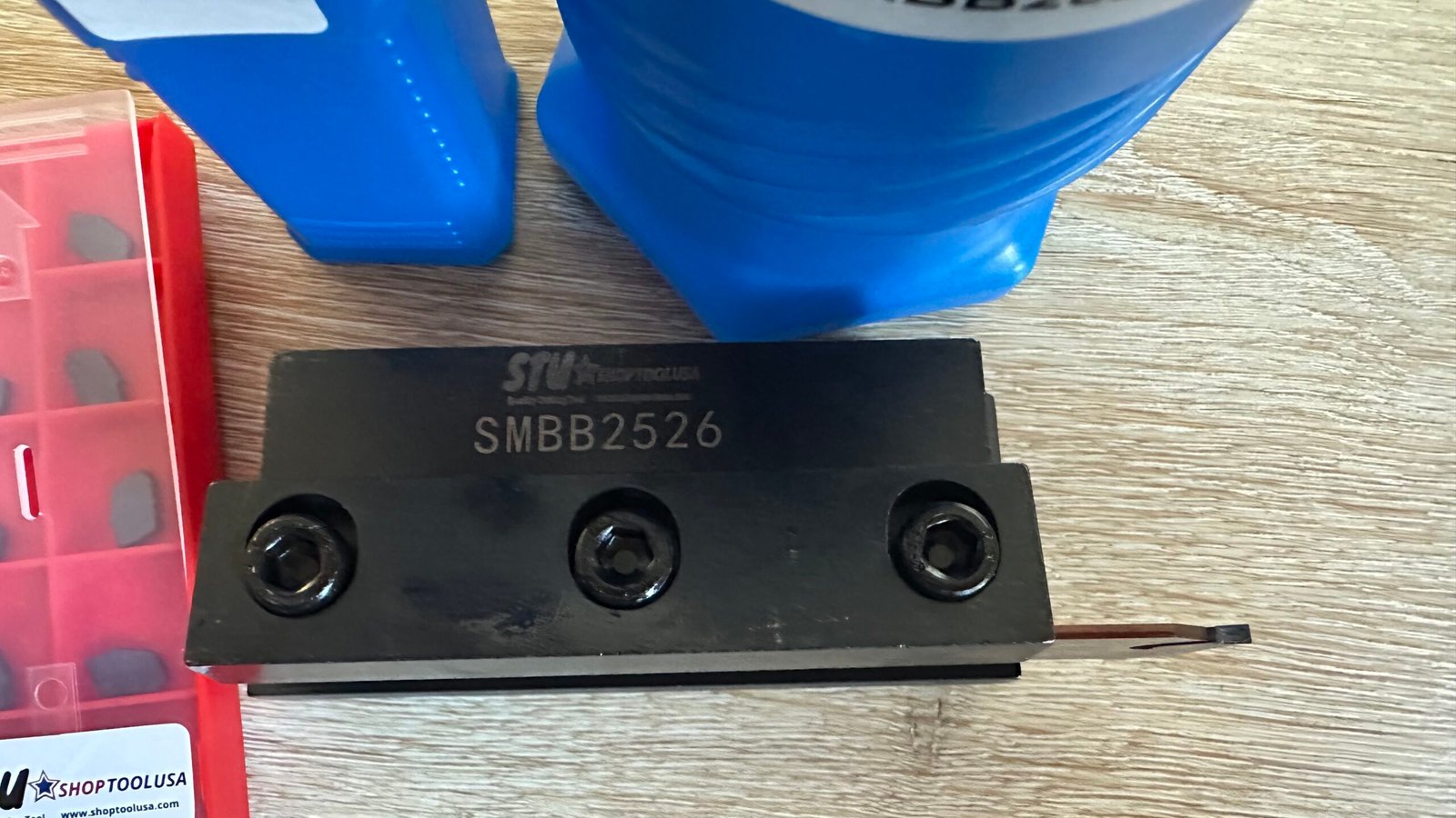 Pack de Tronçonnage Professionnel CNC : Bloc SMBB2532 + Lame SPB26-2 + 10 Plaquettes Carbure SP200 (Grade SM015) – Image 3